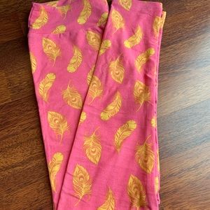 Lularoe pink with yellow feather OS leggings